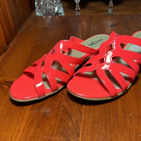 east5th Hot Orange/Pinkish Sliders - Picture 5 of 12